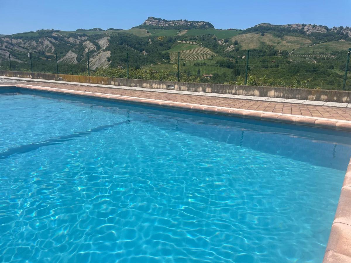 Ca' Vanello Borgo Tossignano Esterno foto