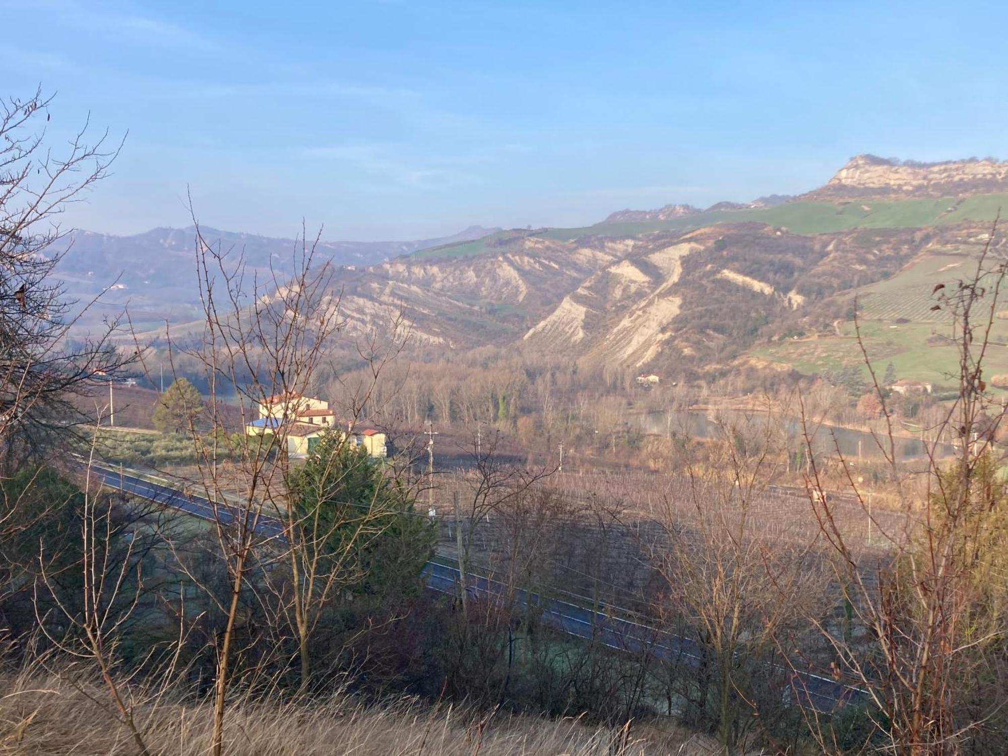 Ca' Vanello Borgo Tossignano Esterno foto